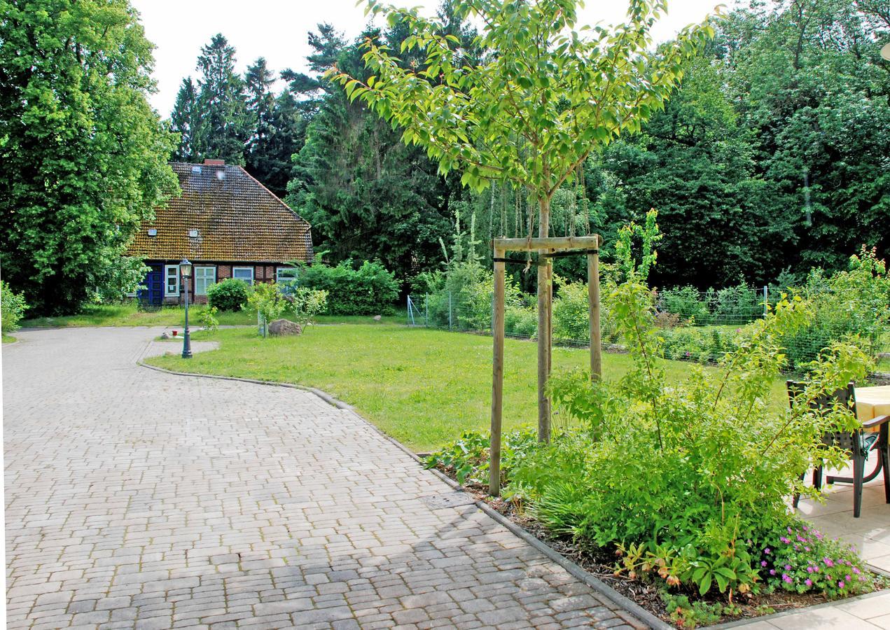 Sehr Schoene Ferienwohnung In Pose Poseritz Exterior photo